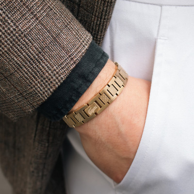 Bracelet Metropole "L" Acier Doré - 2040120, 13 cm à 19 cm - Lacoste