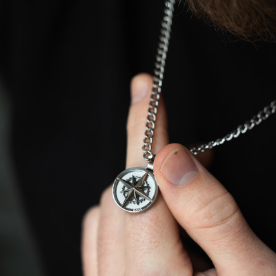 Collier North Rose des Vents, Acier, 61 cm - 1580544 - Boss